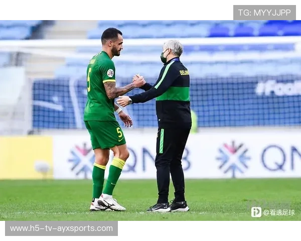 大连英博王禹中路渗透制造射门机会