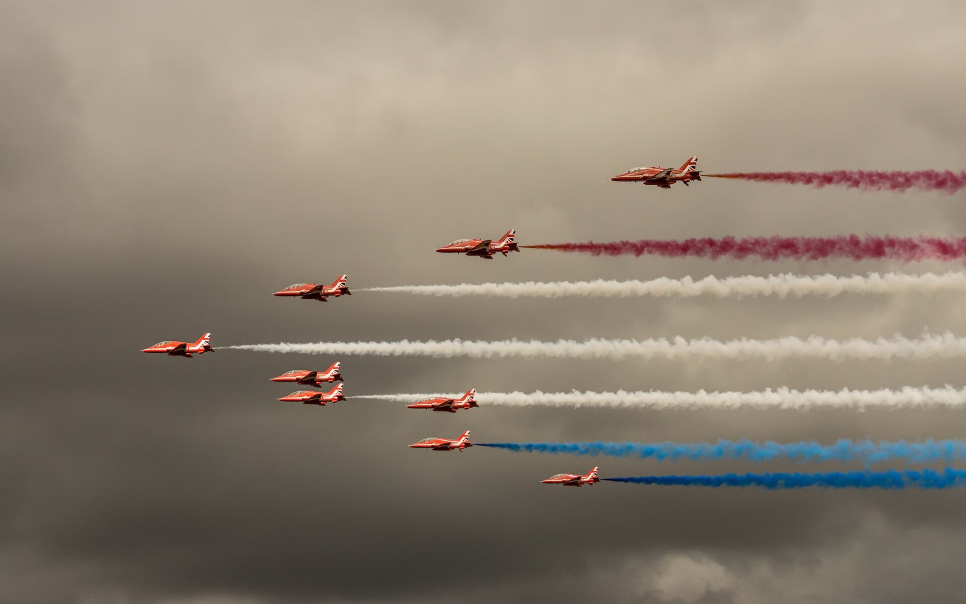 “帕布罗·马特拉:阿根廷美洲狮队的防守领袖与战术创新者”