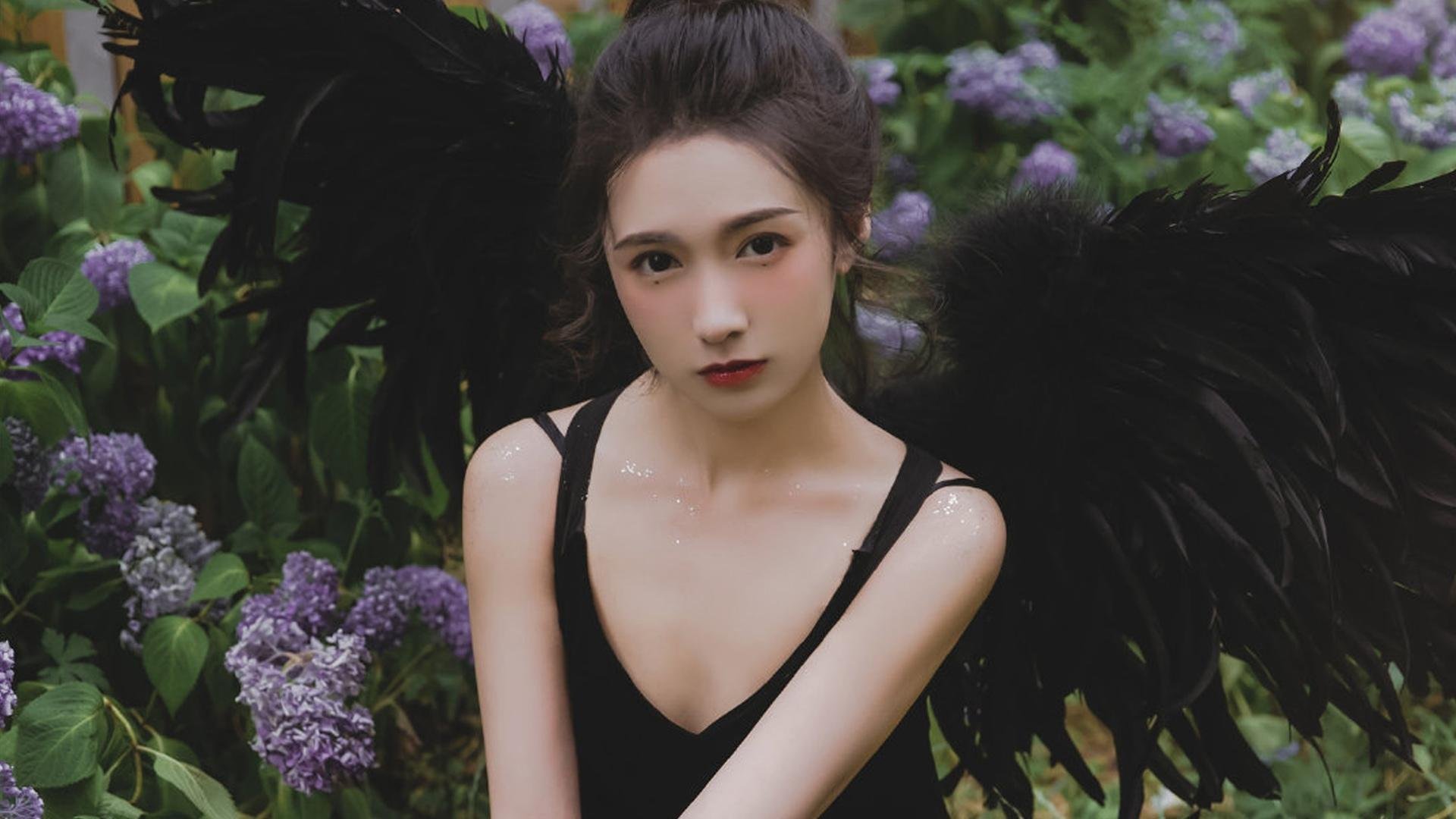 爱游戏app下载-西班牙国家队重建，年轻球员成为中坚力量